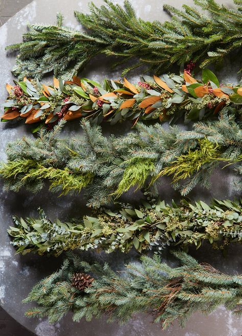 FRESH WINTER GARLAND