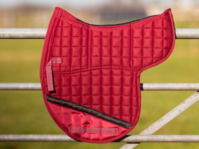 Pad ujeżdżeniowy EDIX Contour – 8 kieszeni, profilowany, wełna Merino