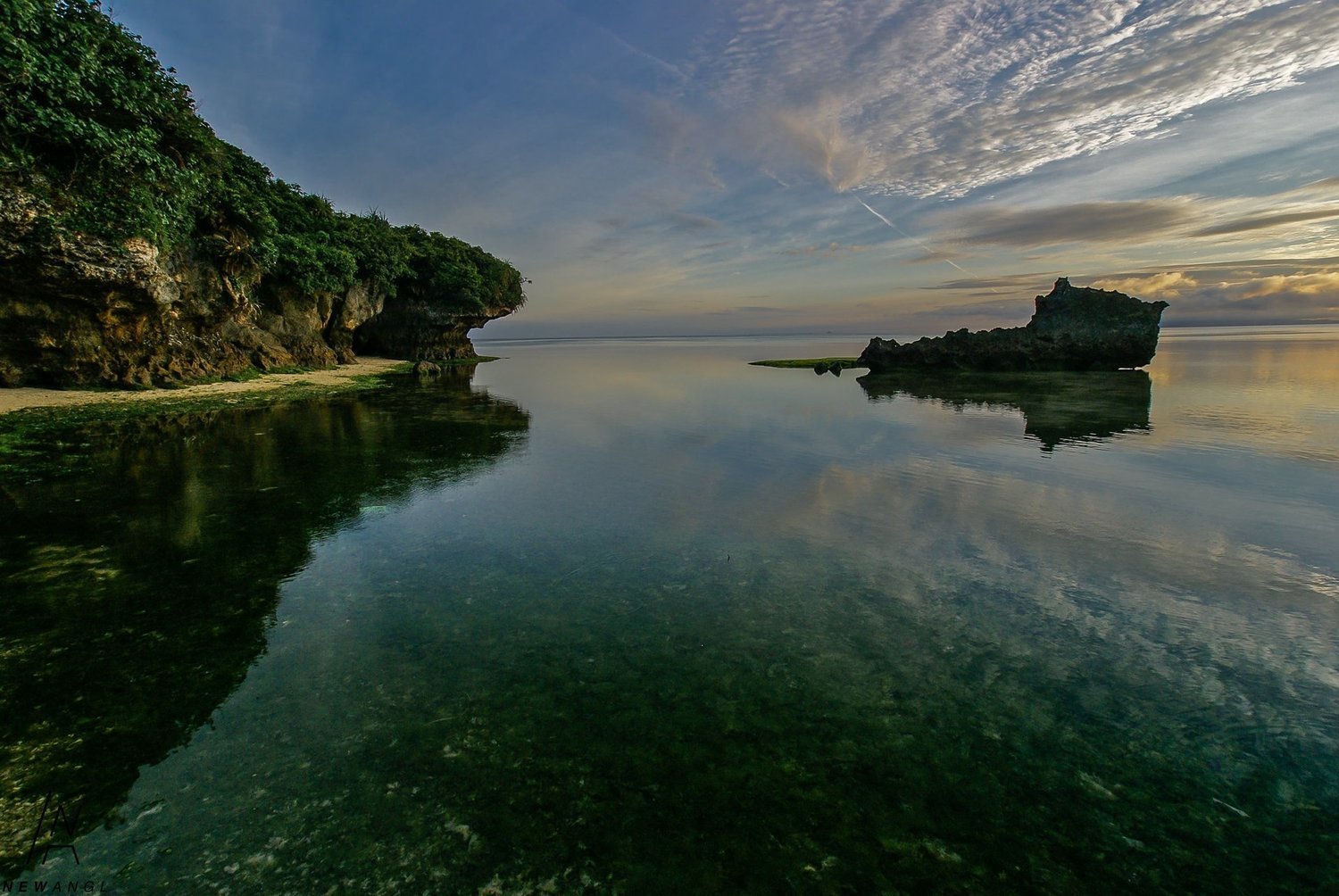 #3170 Emerald Elegance