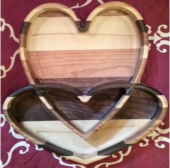 Double Heart Snack Tray (2)