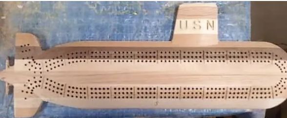 Submarine Cribbage Board
