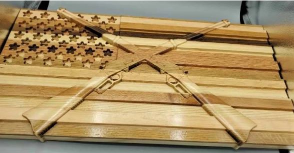 Flag Plaque with Rifles (Lrg)