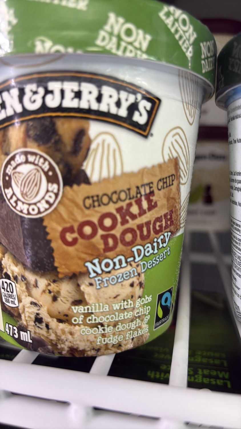 Ben &amp; Jerry cookie dough. 473 ml