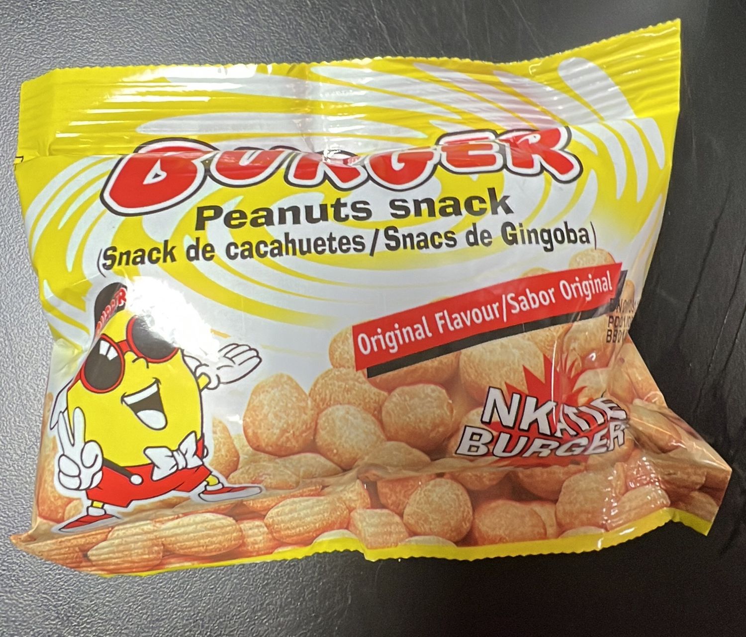Burger peanuts snack
