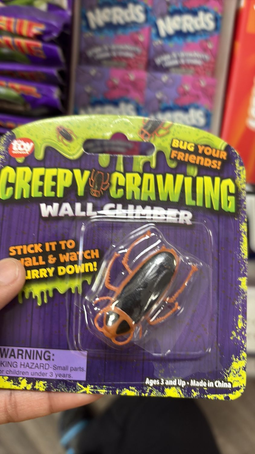 Creepy crawling wall climber