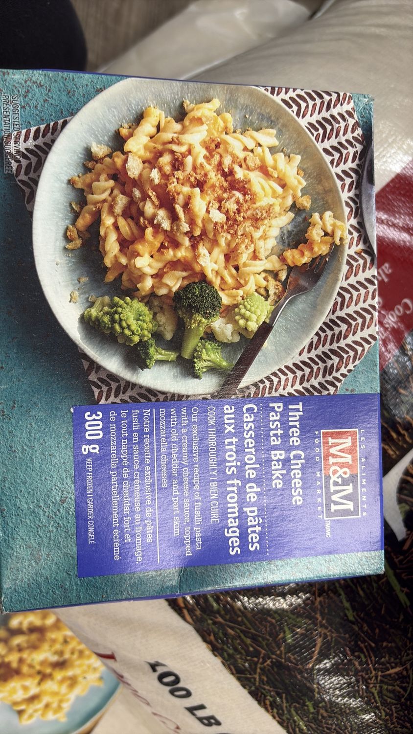 M &amp; M three cheese pasta bake 300 g