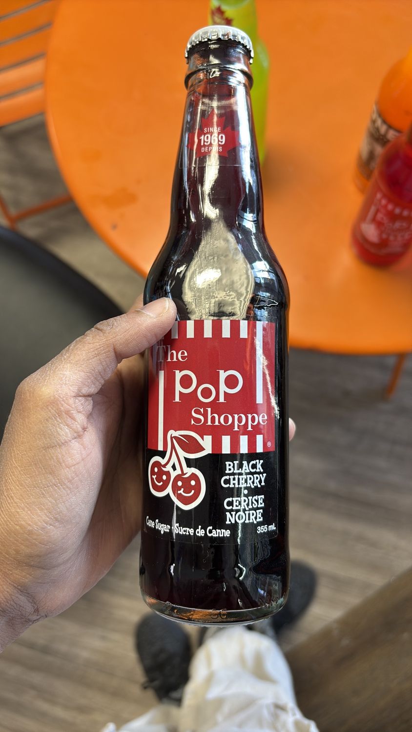 The pop shoppe black cherry  355 ml