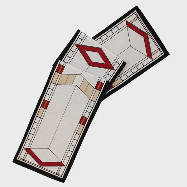 Graycliff Diamond Window Runner