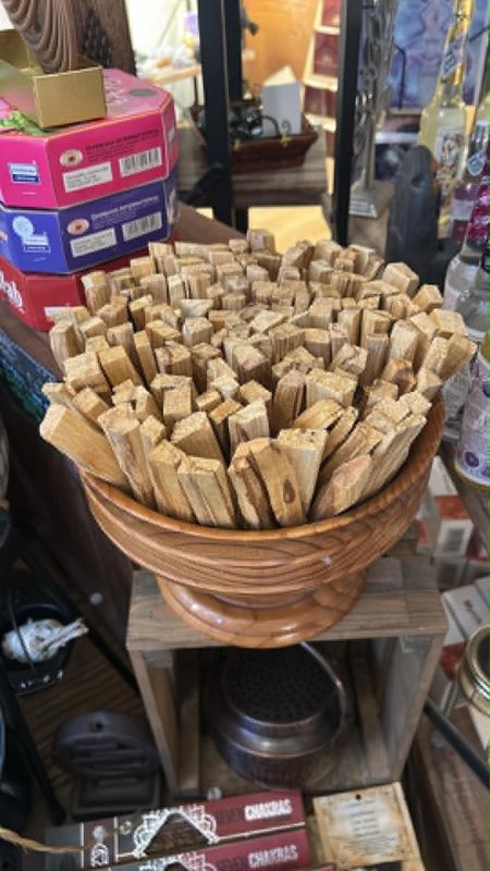 palo santo individual stick - thin or thick