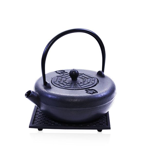 I-Ching Blk Iron Teapot 800ml