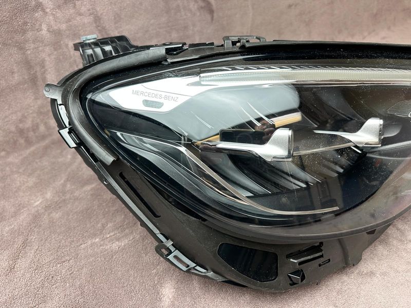 A2139063810 2020-2023 E-CLASS LCI W213;S213;C238 PASSENGER SIDE