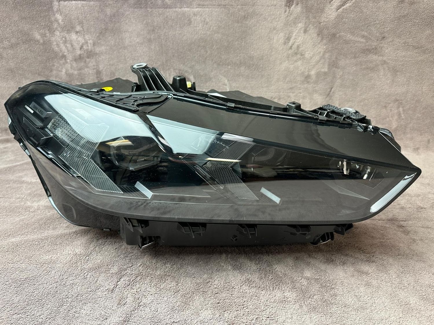 A95A5B585-05 X5 BMW X5 X6 HEADLIGHT OEM PASSENGER SIDE RIGHT SHADOWLINE LED