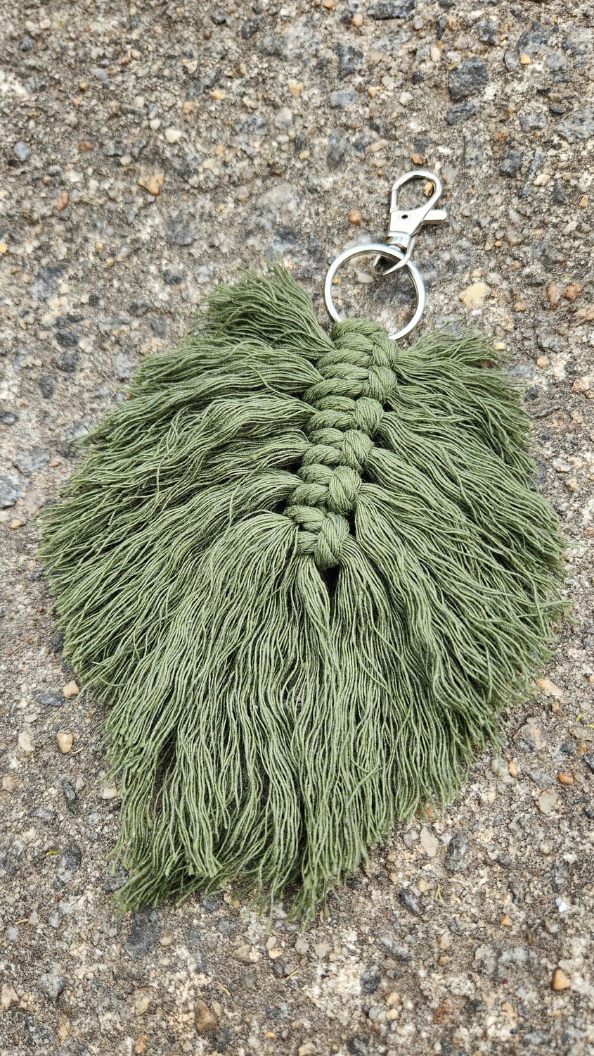 Macrame Leaf Keychain