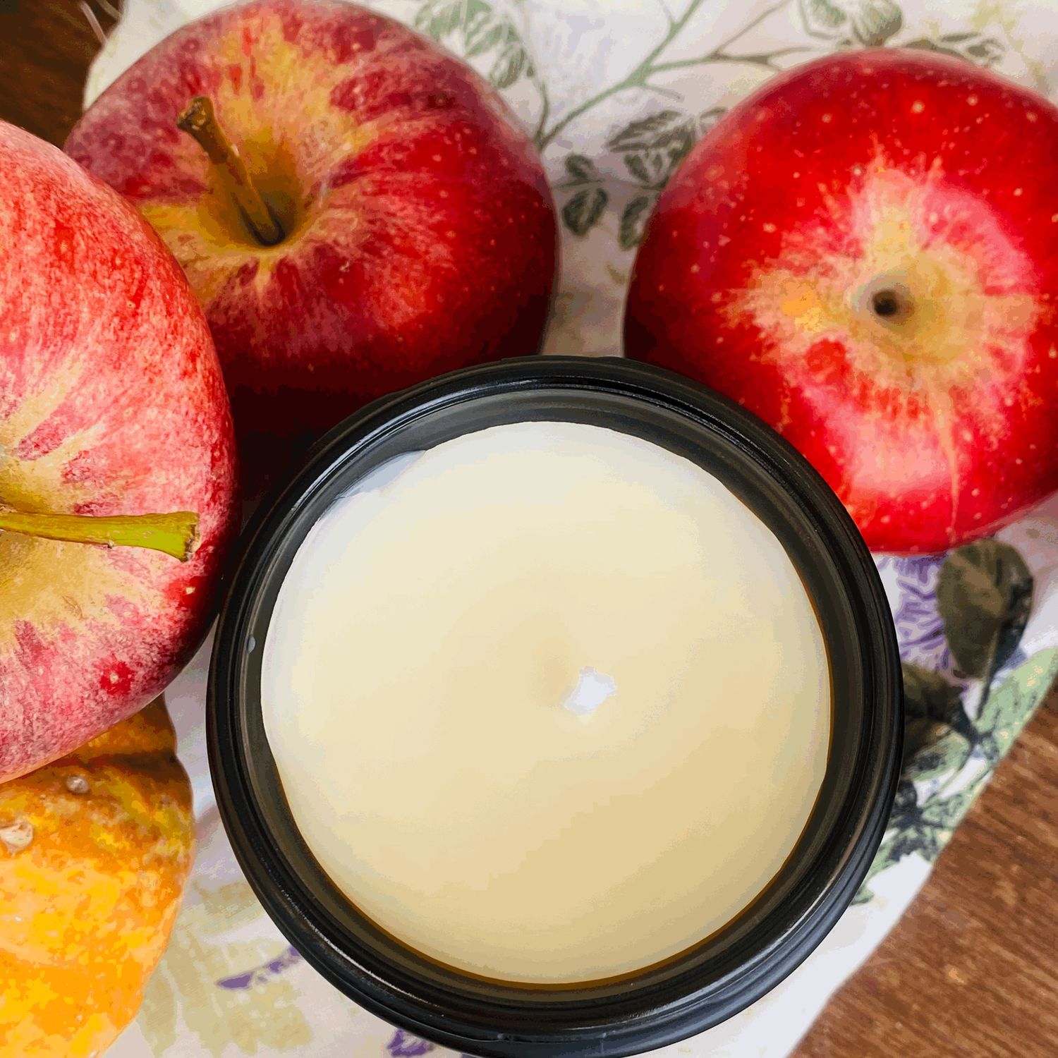 Caramel Apple 8 oz Tallow and Beeswax Candle - Gift Ready Caramel Apple 8 oz Tallow and Beeswax Candle - Gift Ready