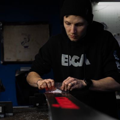 Ski &amp; Snowboard Service