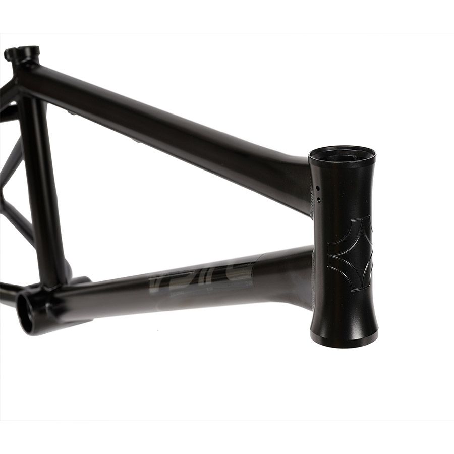 WeThePeople, Arc Murray Loubser signature, Black, 20.75''