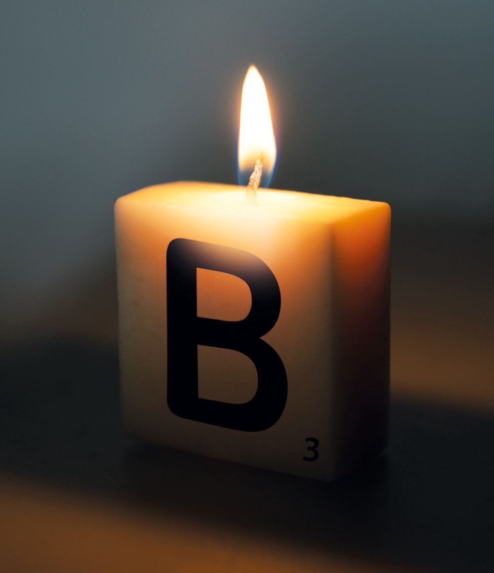 Letter kaarsje – B