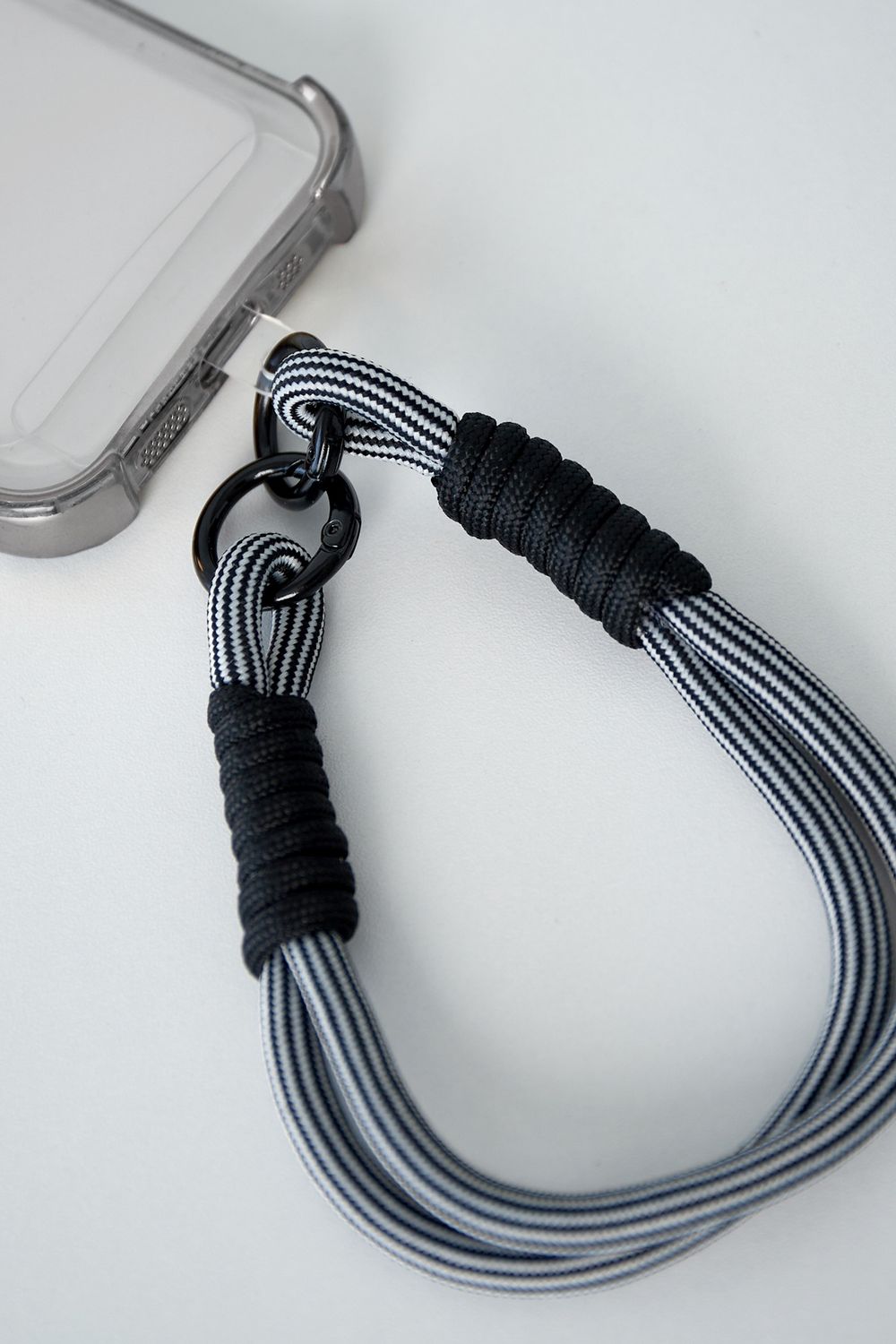 Phone cord with print - black &amp; blue