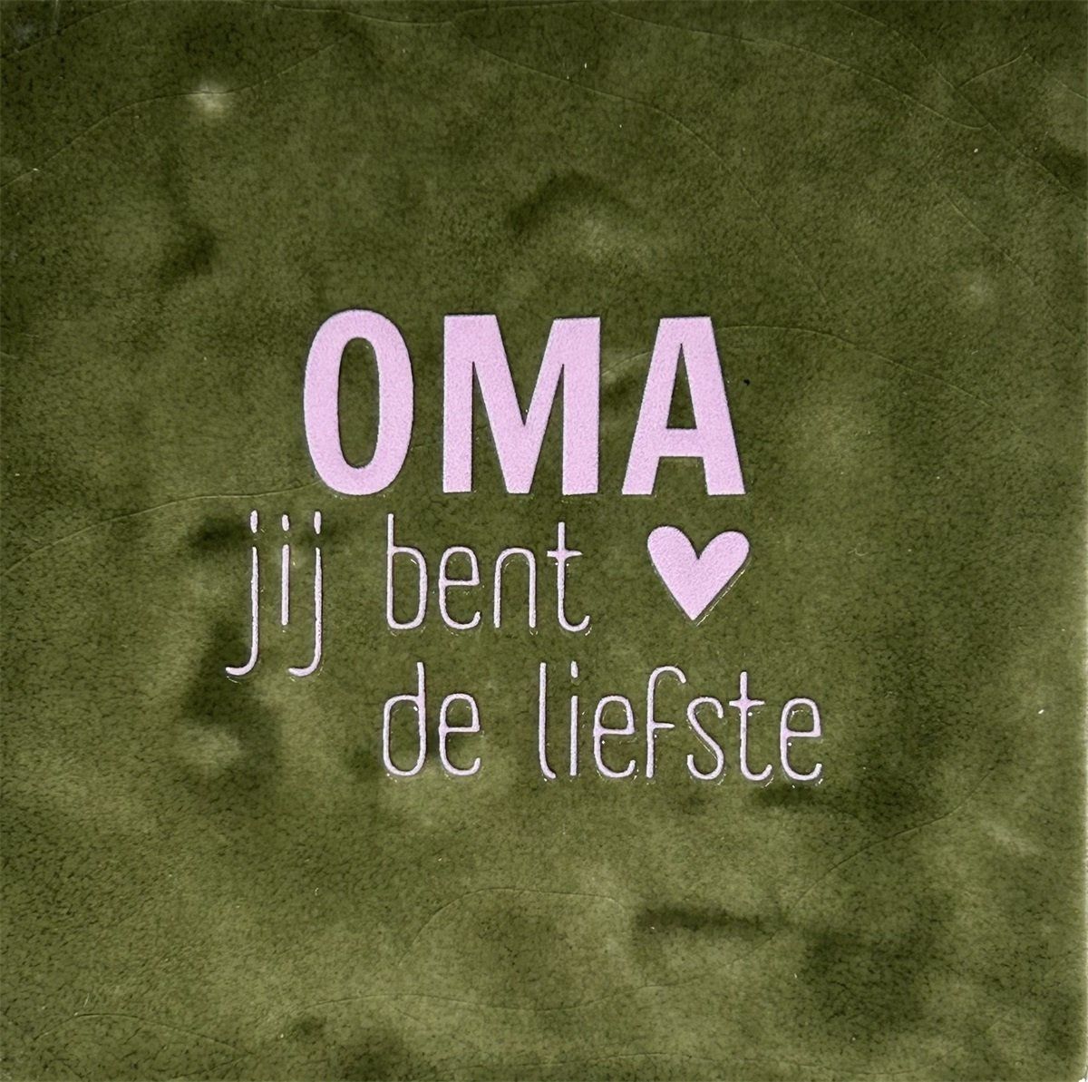 Tegeltje - Oma - Olijf/Babyroze