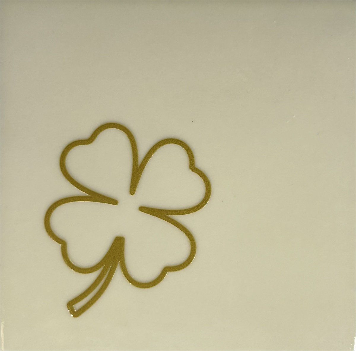 Tegeltje - Klavertje - Crème/goud