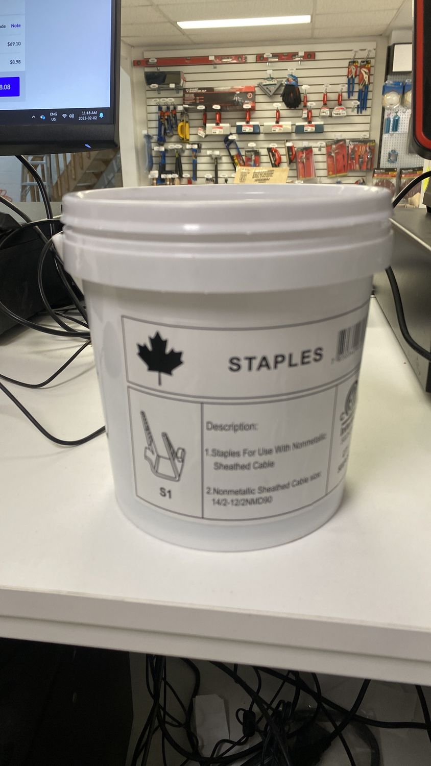 Staples s1 bucket of 500