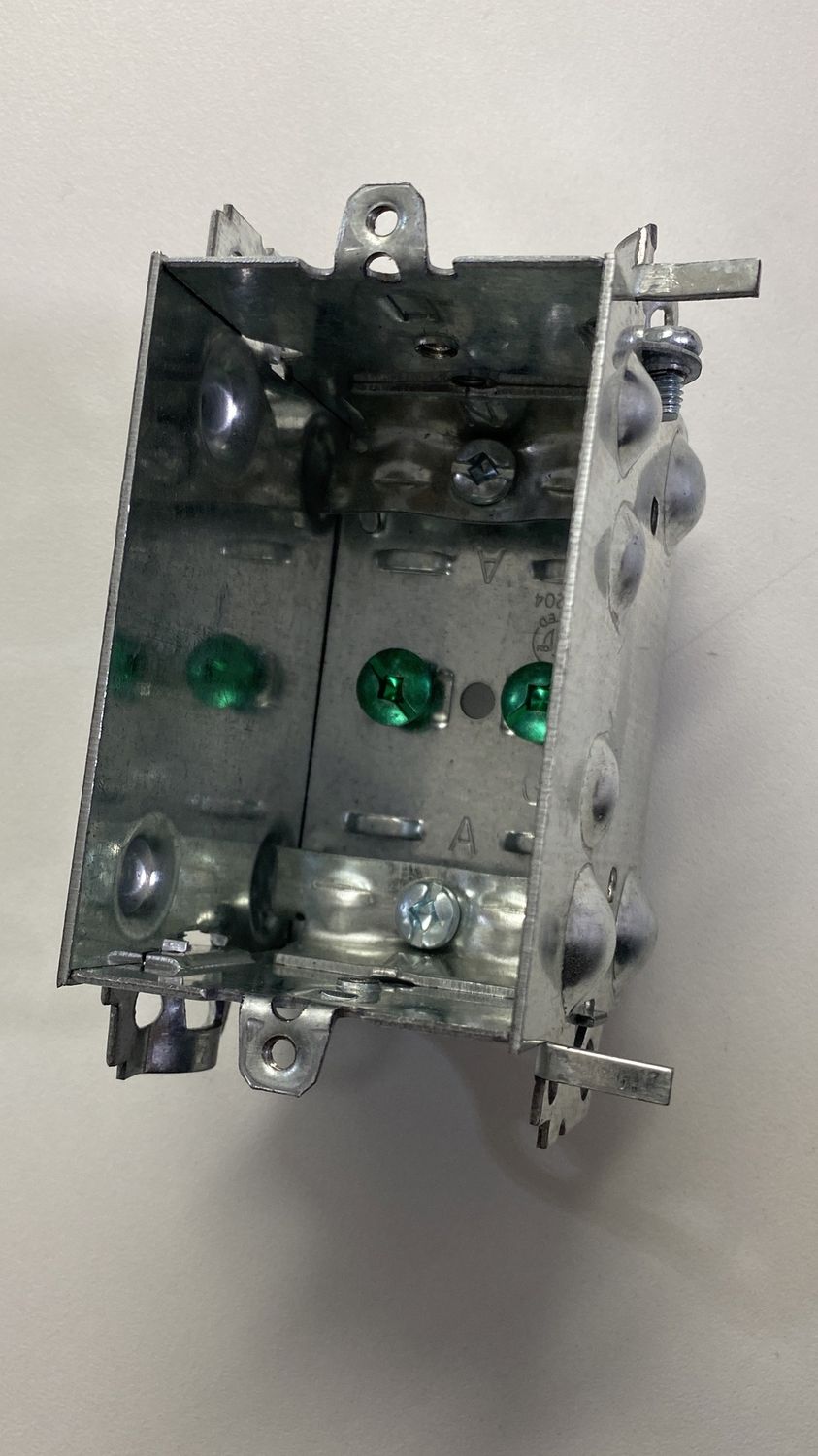 1104 LH Gangable Device Box 2.5 depth