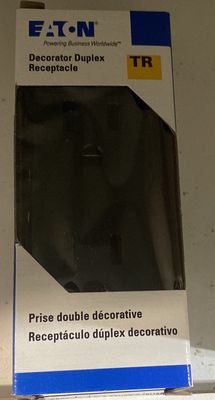 Decorator Duplex Receptacle 15AMP BLACK
