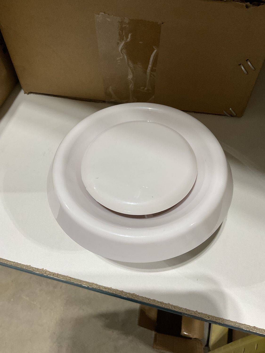 4” adjustable diffuser