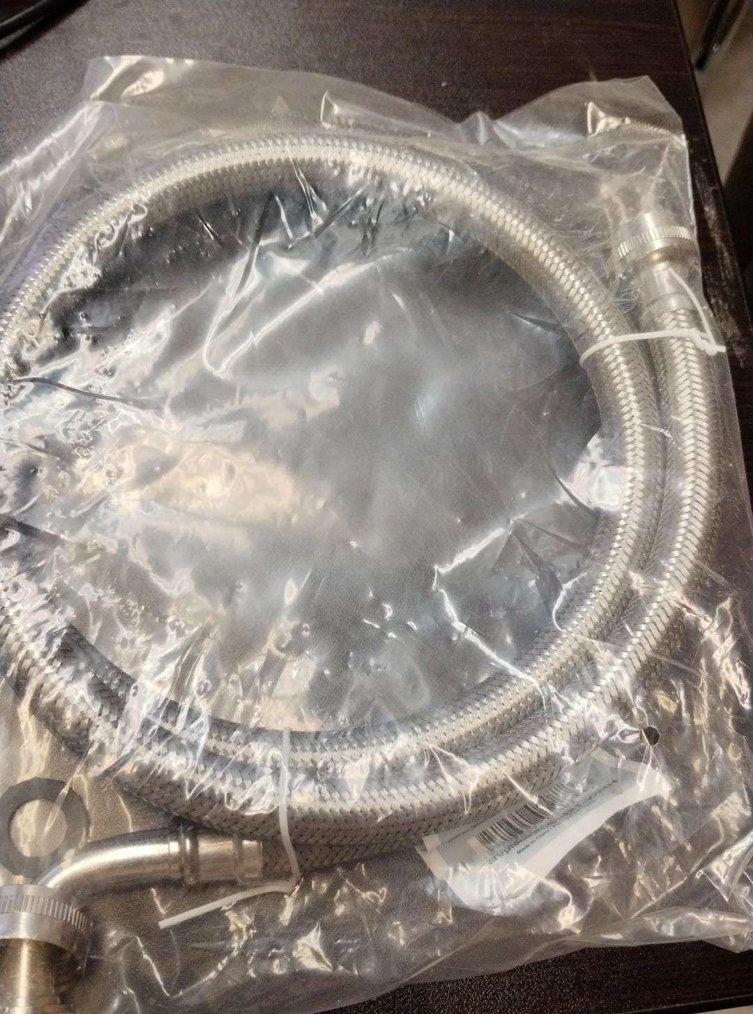 Stainless Steel Connector with Swivel Elbow 3/4 x 3/4 x 60