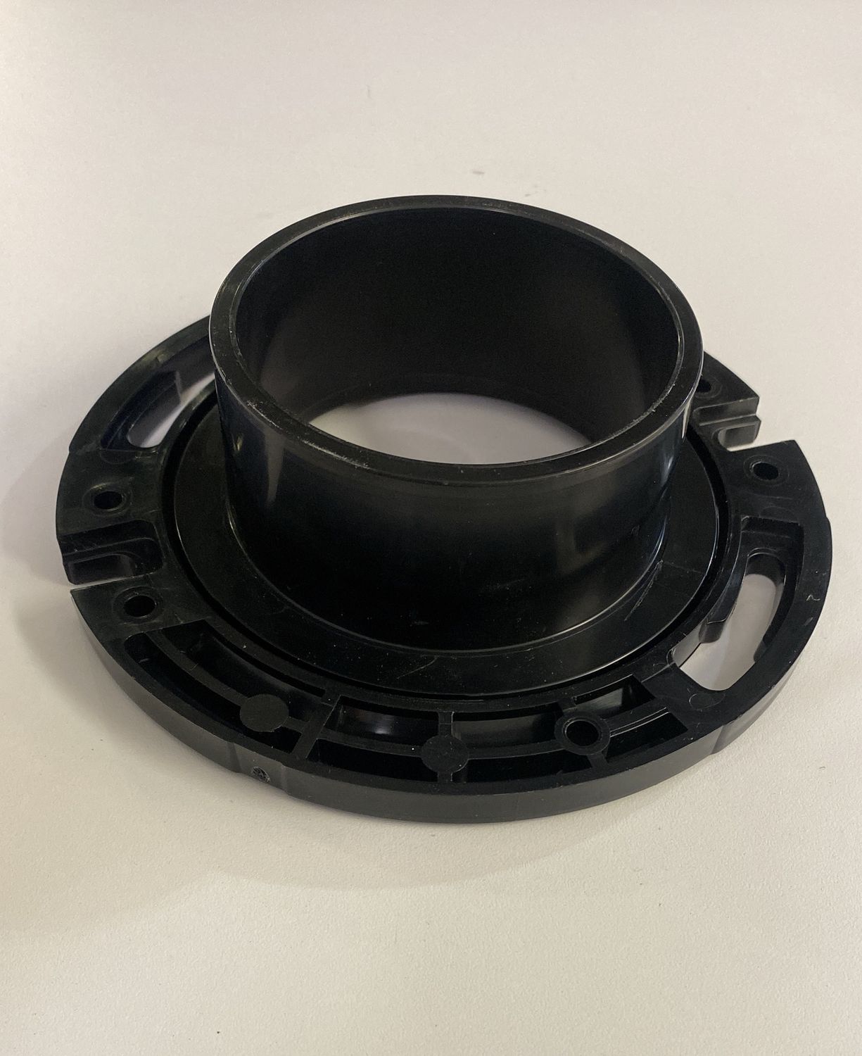 4”x3” ABS ADJ Closet FLG FLU