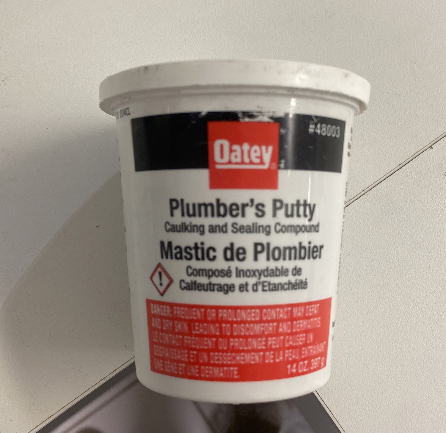 Plumber putty 140z
