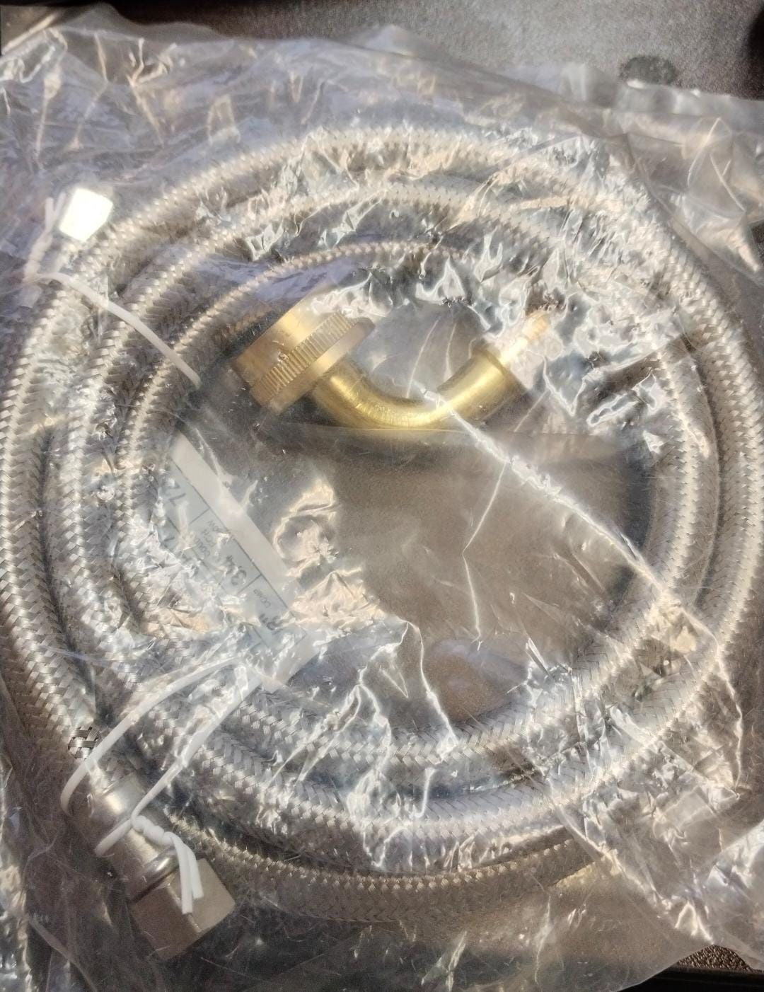 Stainless Steel Connector with Swivel Elbow 3/8 x 3/4 x 72