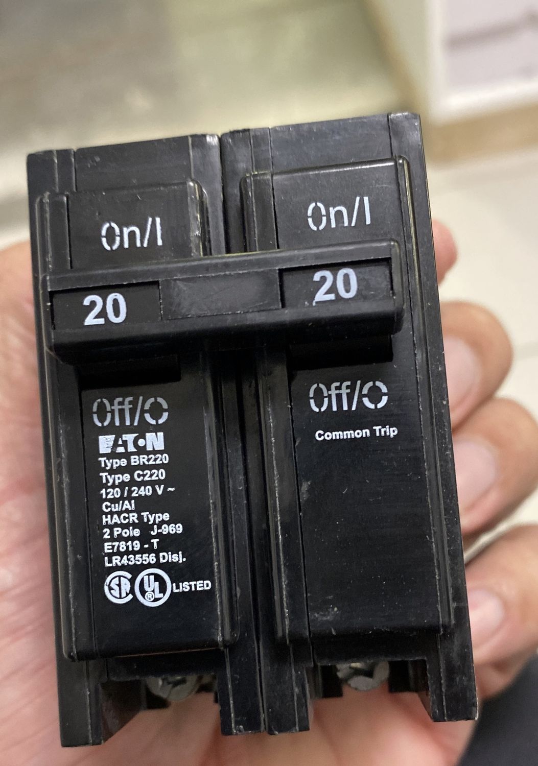 Panel breaker eaton BR220