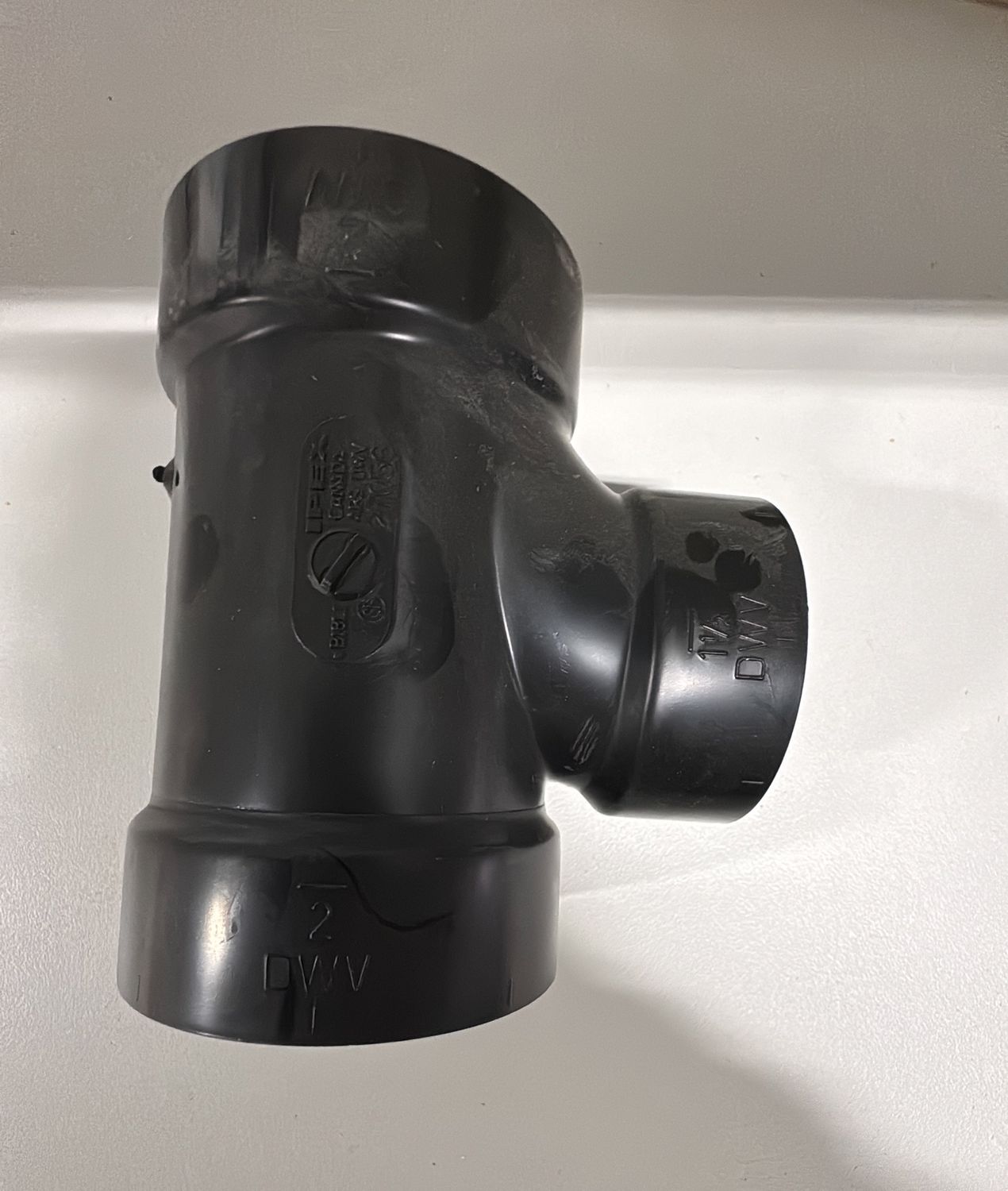 2 x 1 1/2 SAN TEE HxHxH