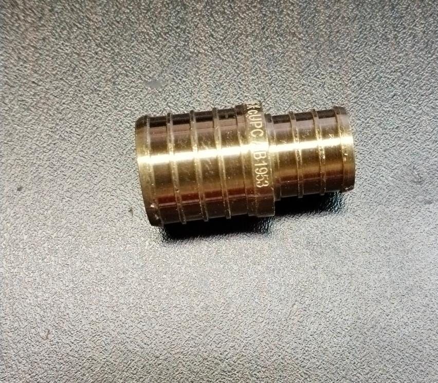1" x 3/4" Brass PEX Coupling