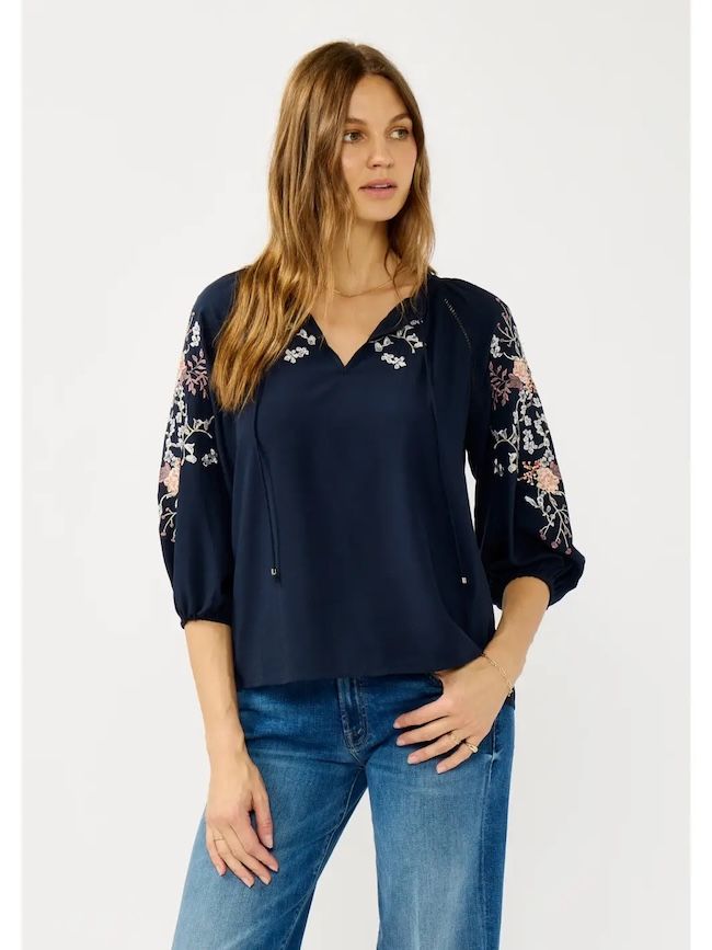 CORA TOP