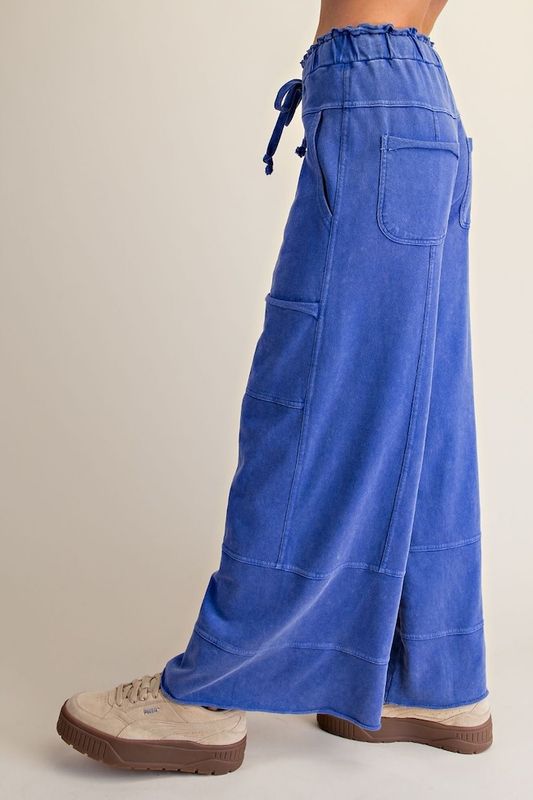 MINDY PANT