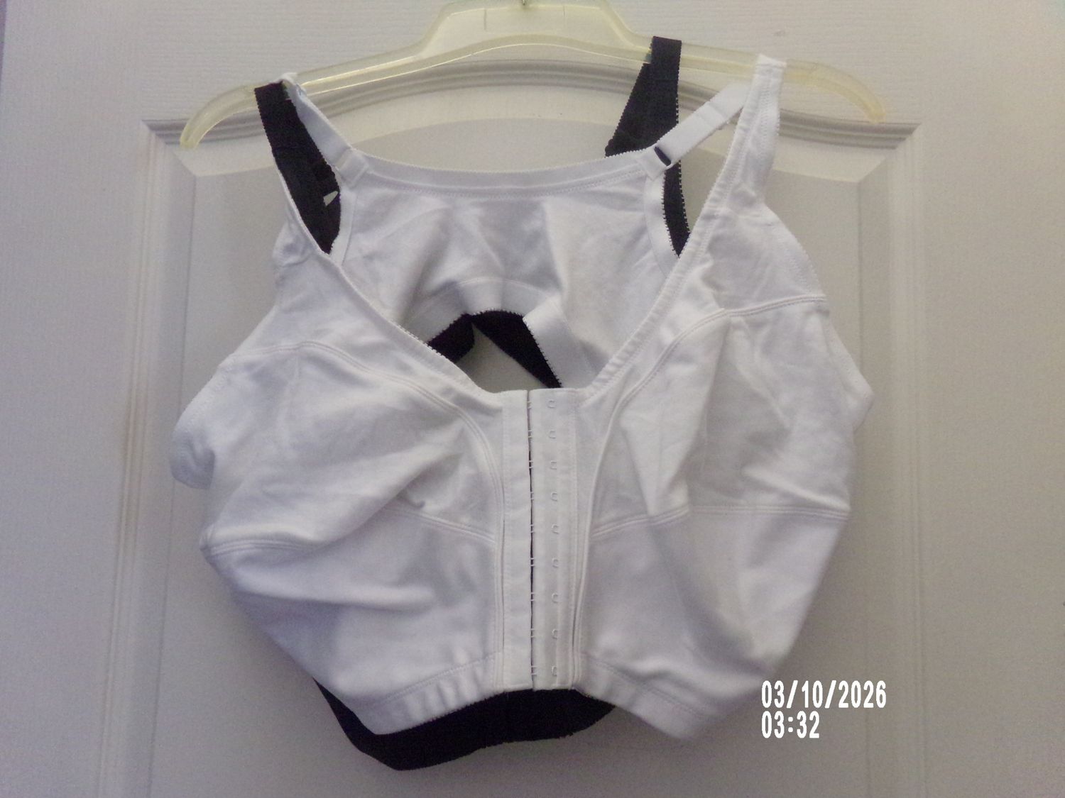 New Comfort Choice Front Closure Bras  48DD 3 Bras