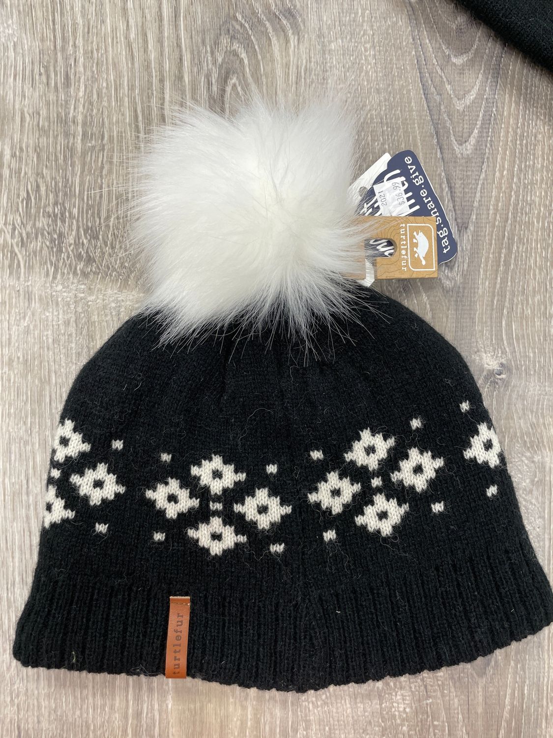 TURTLEFUR LAMBSWOOL NAVI - BLACK