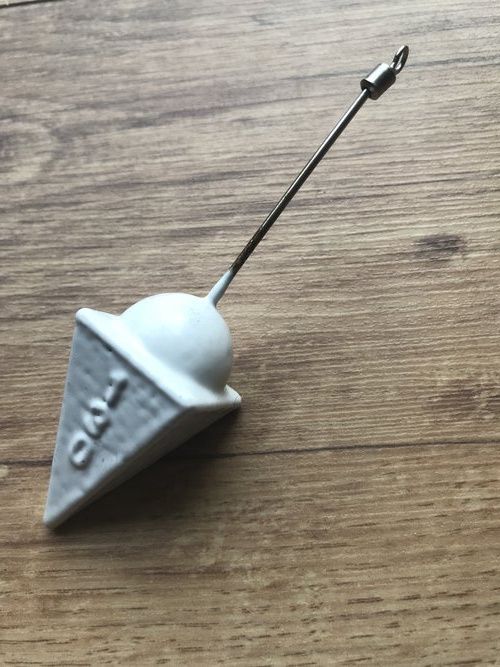 Square Based Lipped Casting Pyramid Lead