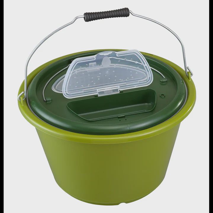 SeaTech Live Bait Bucket