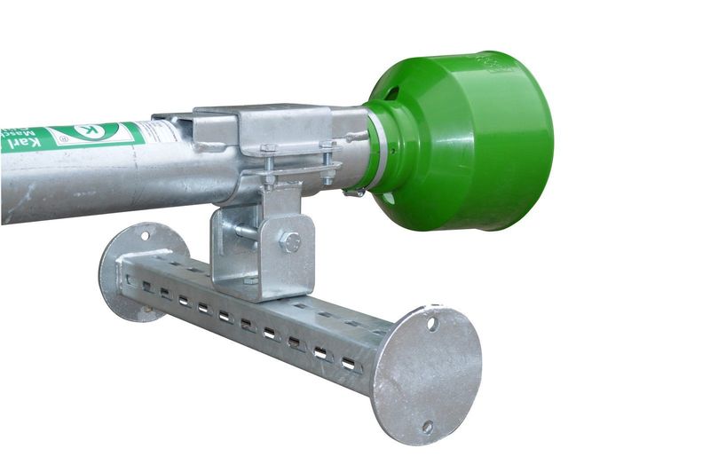 Tractor-driven manure mixer