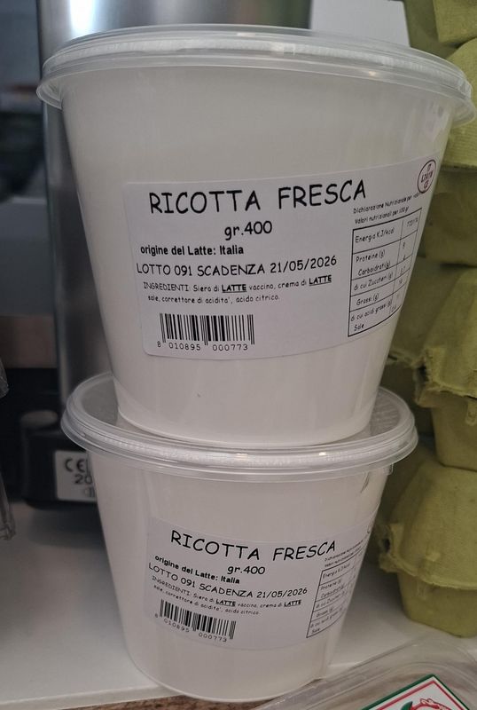 Ricotta latte vaccino -Castaldo - Campania -  400gr  vendita a cestino
