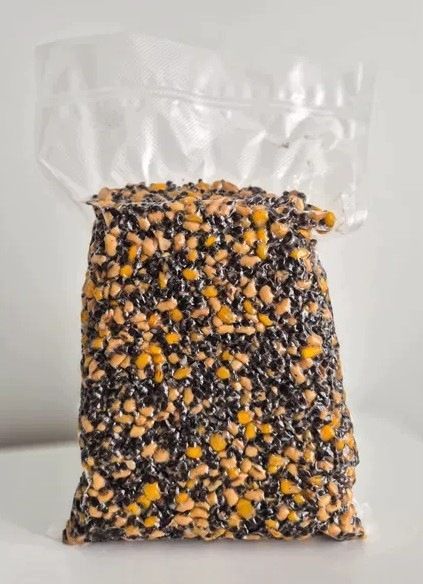 Mix ziaren zanętowych pakowane próżniowo 2kg TWOJE ŁOWISKO kukurydza konopi