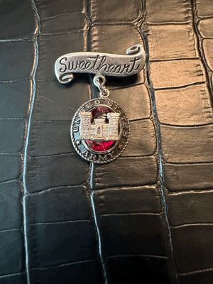 US Army Engineer Sweetheart Pin Brooch