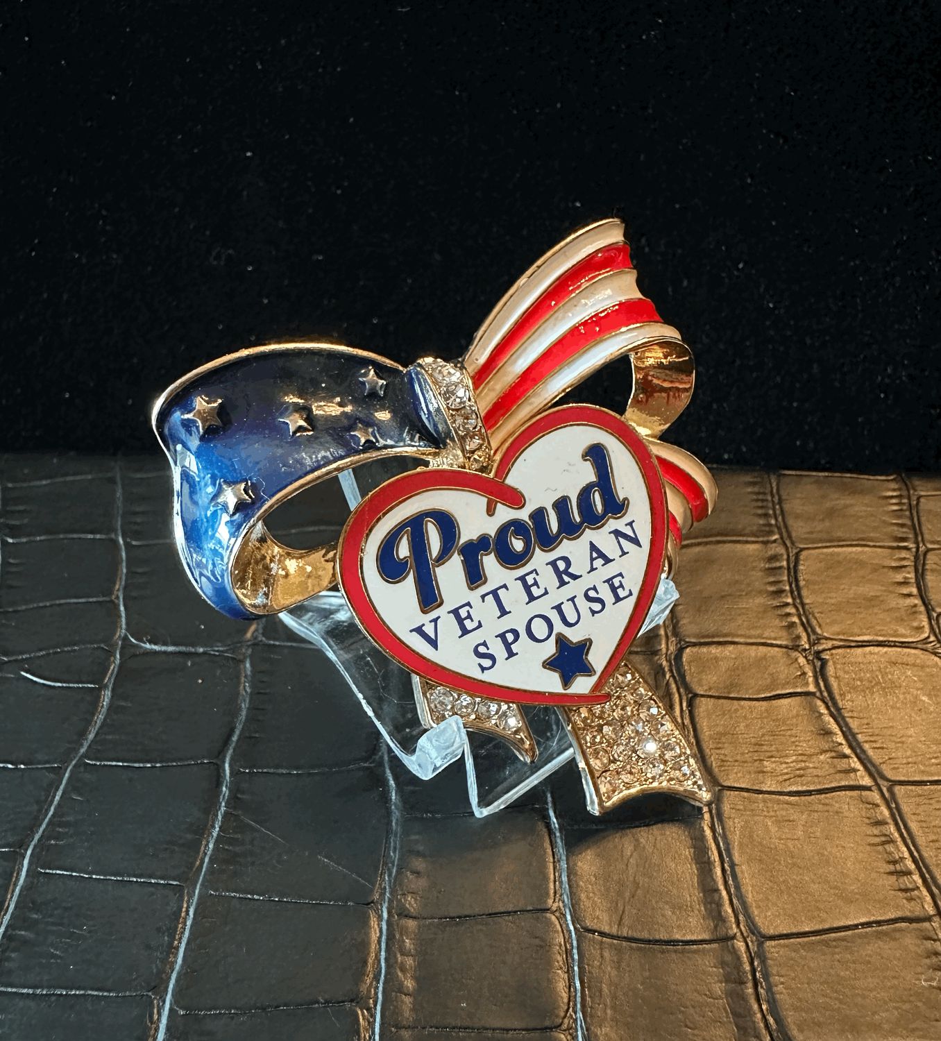 US Veteran Spouse Bling Pin Brooch