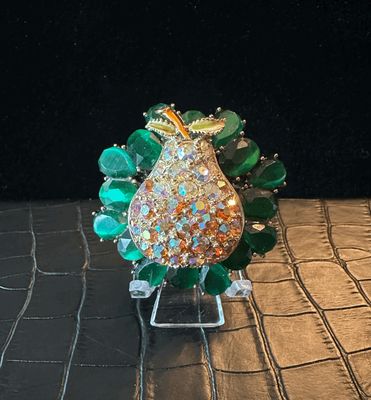Pear Pearland Bling Pin Brooch