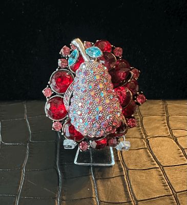 Pear Pearland Bling Pin Brooch