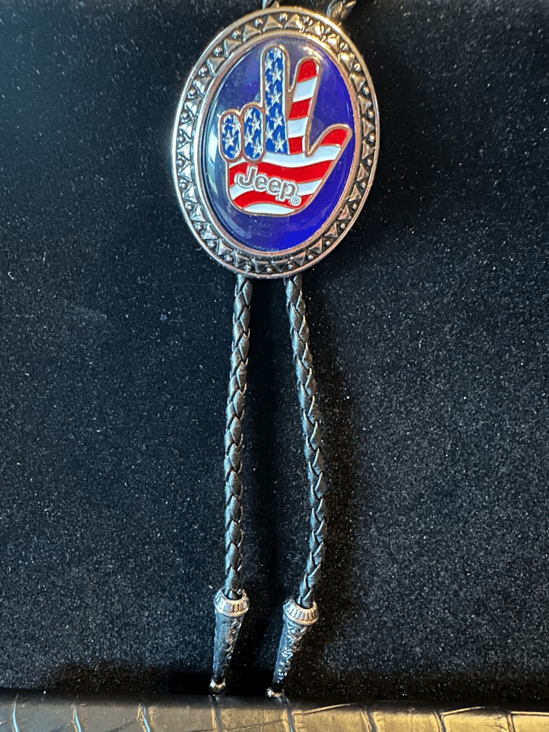 Jeep Wave Bolo Tie