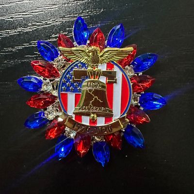 America's 250th Bling Pin Brooch - Gold Eagle